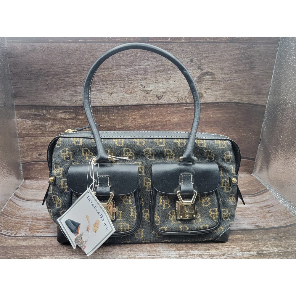 NWT Dooney and Bourke gray signature satchel